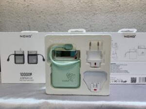 Built in AC wall plug Power Bank 10000mAh 22.5W 